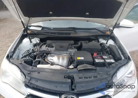 2017 Toyota Camry Le z USA, uszkodzony, nr VIN 4T1BF1FK1HU689505